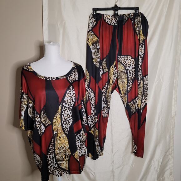 Women's 5XL Patterned Silky Feeling Pajama Set - Picture 1 of 11
